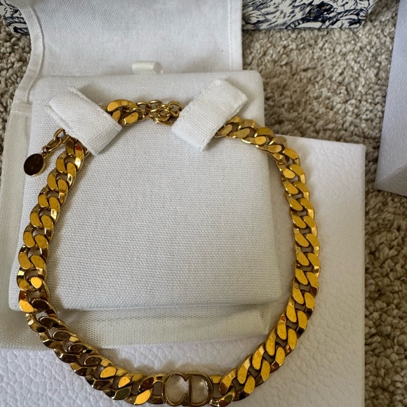 Christian Dior 30 Montaigne Short Necklace Gold Chain Necklace - Picture 5 of 10